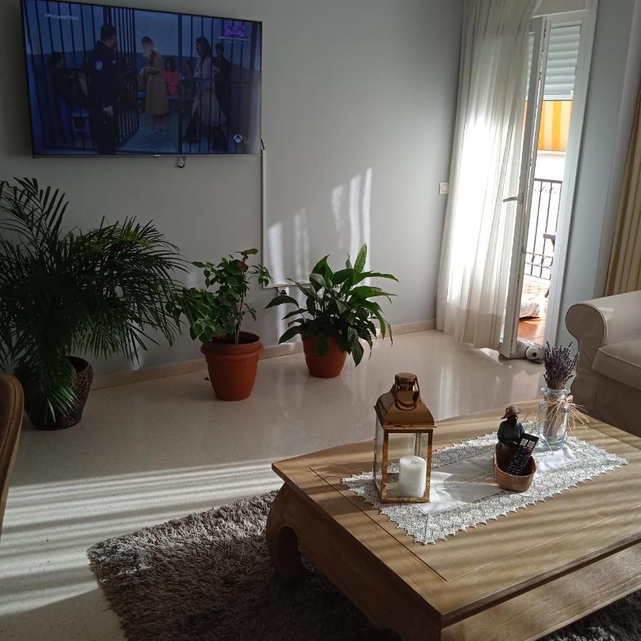 Torremolinos Alquilo Habitacion Con Bano Compartido Y Cocina Compartida Luaran gambar
